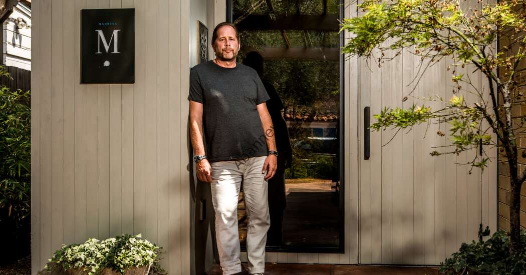 دیوید کینچ سرآشپز تحسین شده منطقه خلیج از Manresa رستوران را ترک خواهد کرد