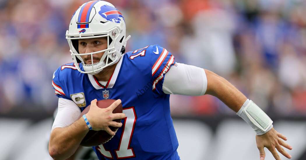 نگاهی میان فصل به این که چه کسی می تواند جایزه MVP و سایر جوایز NFL را برنده شود