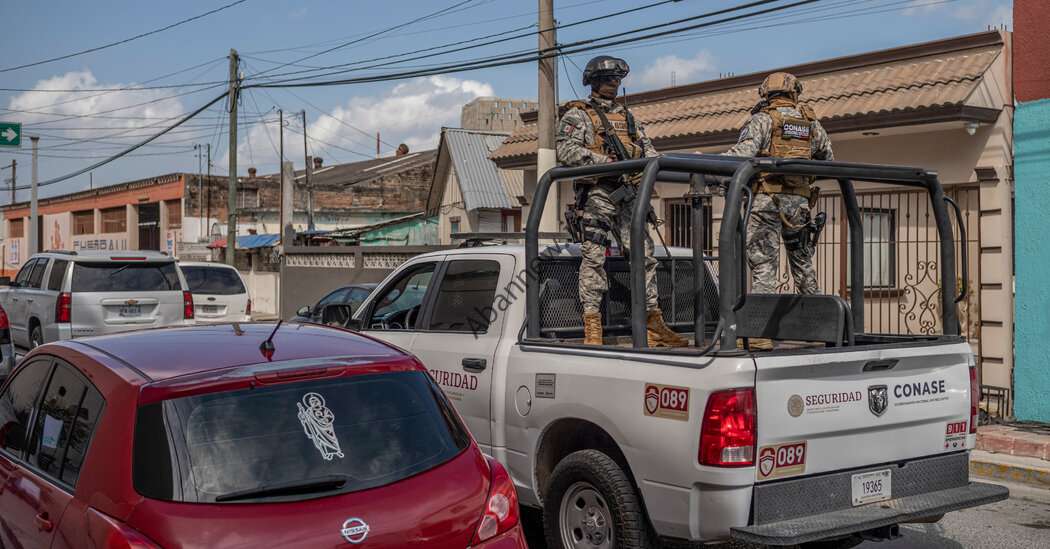 در مکزیک، پاسخ به آدم ربایی مرگبار آمریکایی ها پرسش هایی را برانگیخته است